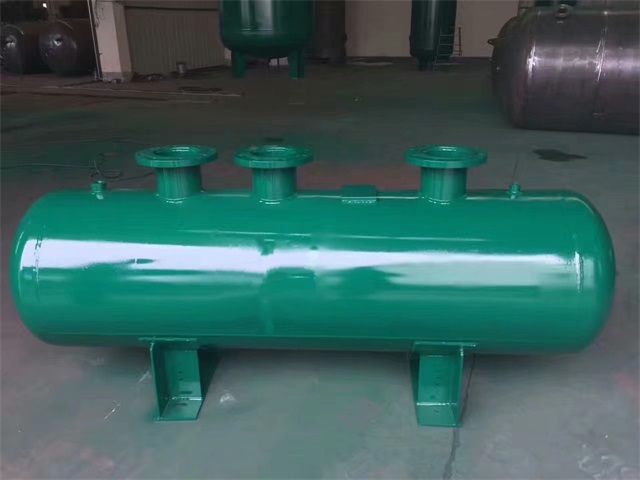 海兴海兴海兴蒸汽分气缸